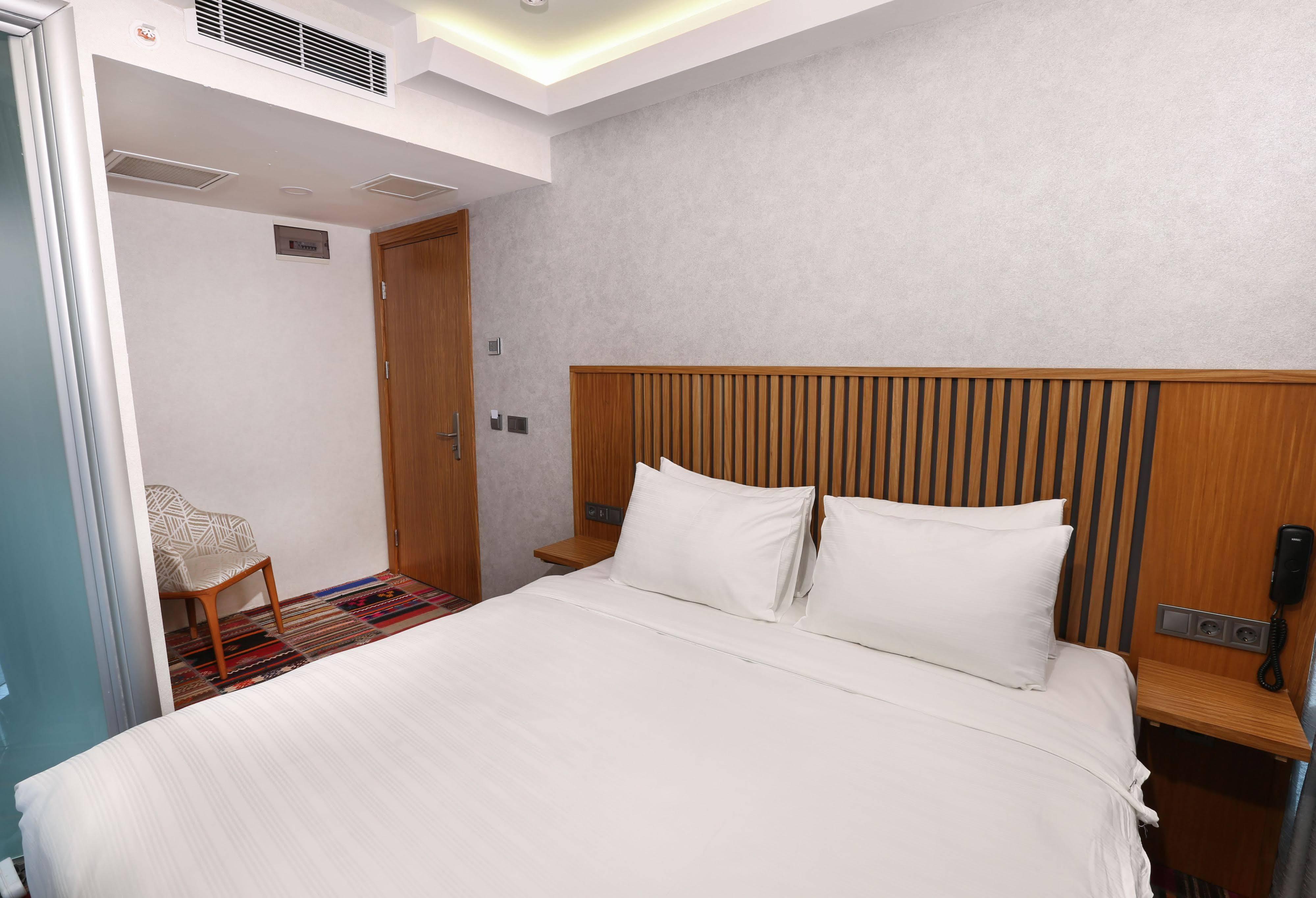 Discovery Hotel Istambul Exterior foto